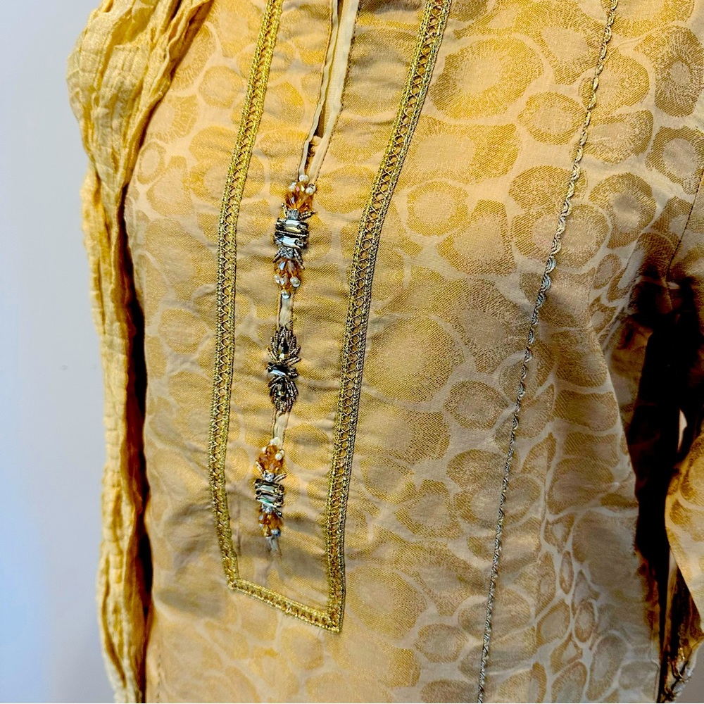 Elegant Yellow Embroidered Women Kurta